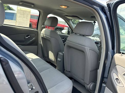 Used 2007 Chevrolet Malibu LS w/ Enhanced Safety Package FWD image 40
