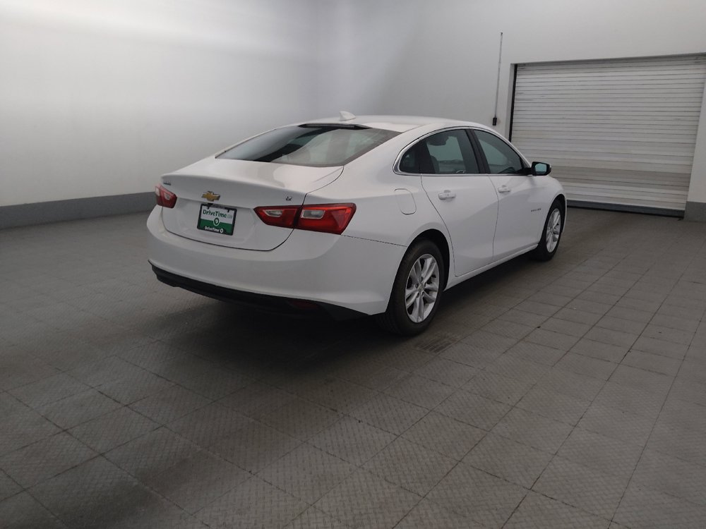 Used 2018 Chevrolet Malibu LT FWD image 9