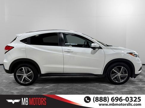 Used 2021 Honda HR-V EX image 2