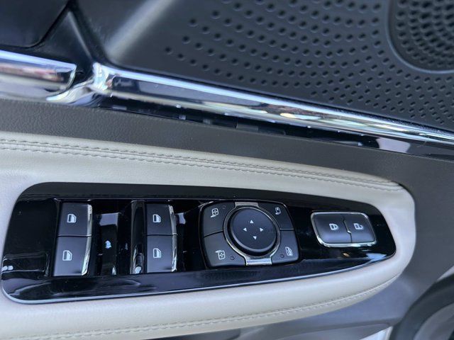 Certified 2024 Lincoln Corsair FWD image 12