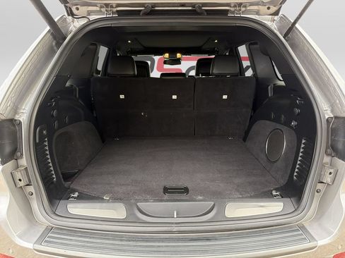 Used 2020 Jeep Grand Cherokee High Altitude RWD image 13