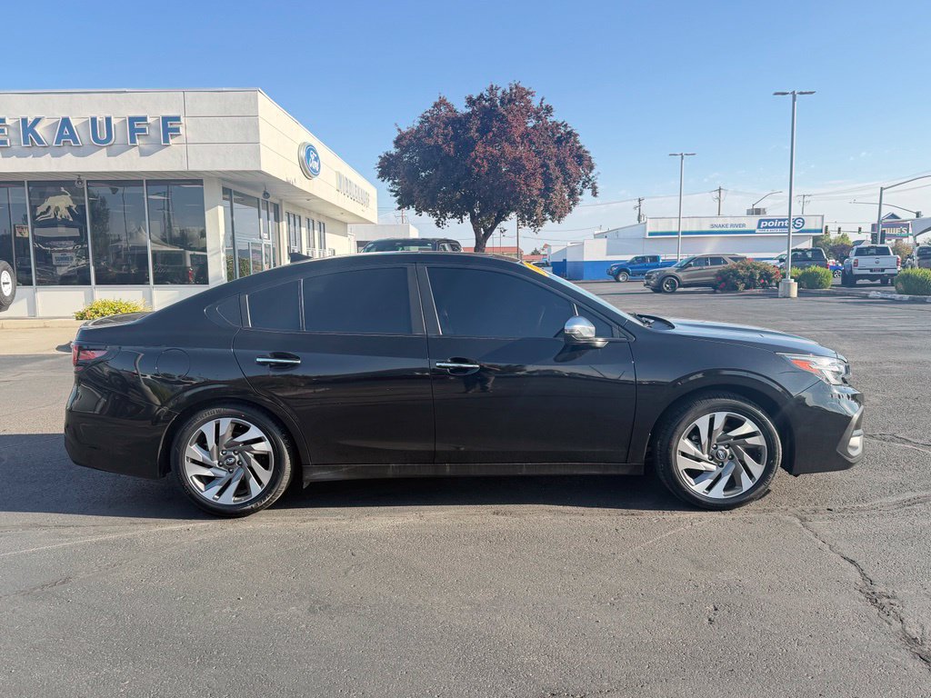 Used 2023 Subaru Legacy Touring XT AWD/4WD image 2