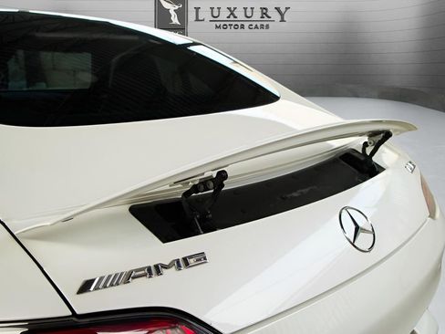 Used 2016 Mercedes-Benz AMG GT S image 17