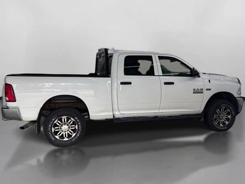 Used 2016 RAM 3500 Tradesman w/ Chrome Appearance Group AWD/4WD image 11