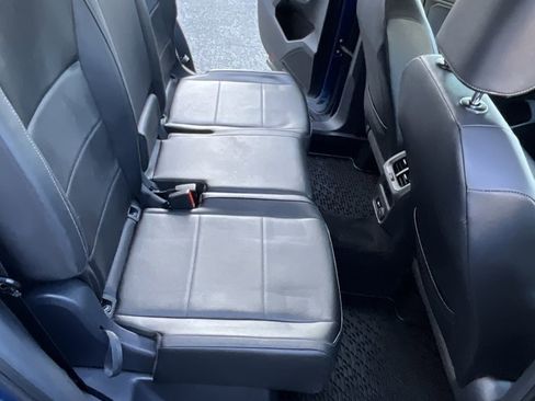 Used 2020 Volkswagen Tiguan SE w/ Panoramic Sunroof Package image 23