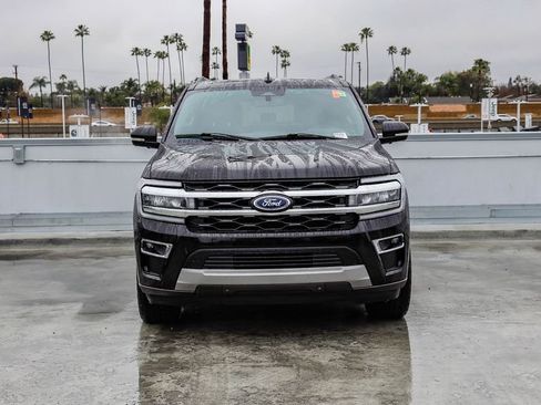 Used 2024 Ford Expedition Max Limited image 3
