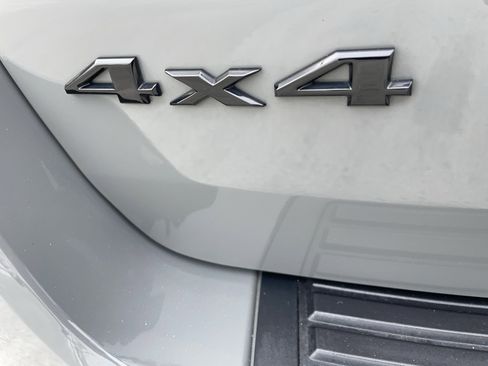 Used 2021 Jeep Grand Cherokee Laredo X image 34