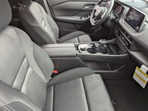 New 2025 Nissan Rogue SV image 27