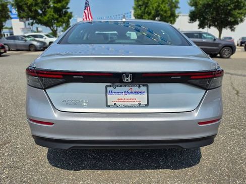 Certified 2025 Honda Accord LX image 4