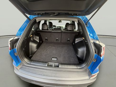 Used 2023 Jeep Cherokee Altitude Lux image 13