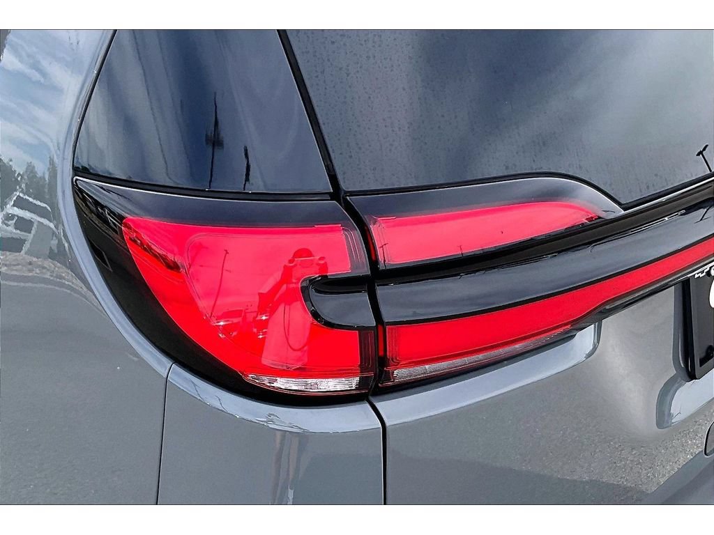 Used 2022 Chrysler Pacifica Touring-L FWD image 23