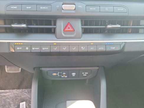 New 2026 Kia K4 LXS image 25