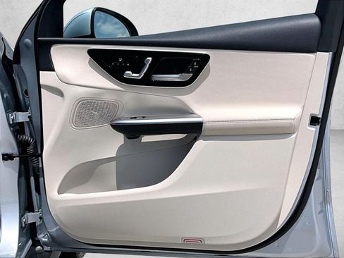 Certified 2025 Mercedes-Benz GLC 300 image 19
