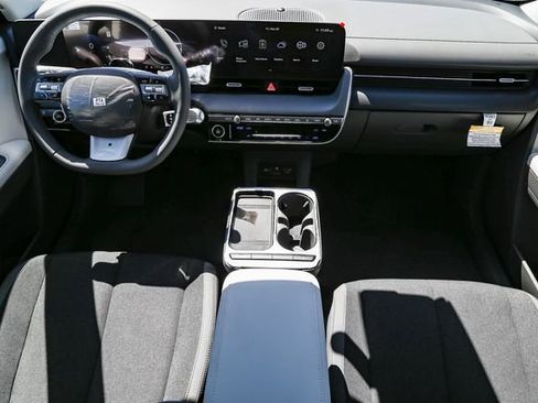 New 2025 Hyundai Ioniq 5 SE image 14
