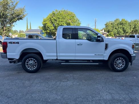 Used 2020 Ford F350 Lariat w/ Chrome Package AWD/4WD image 6