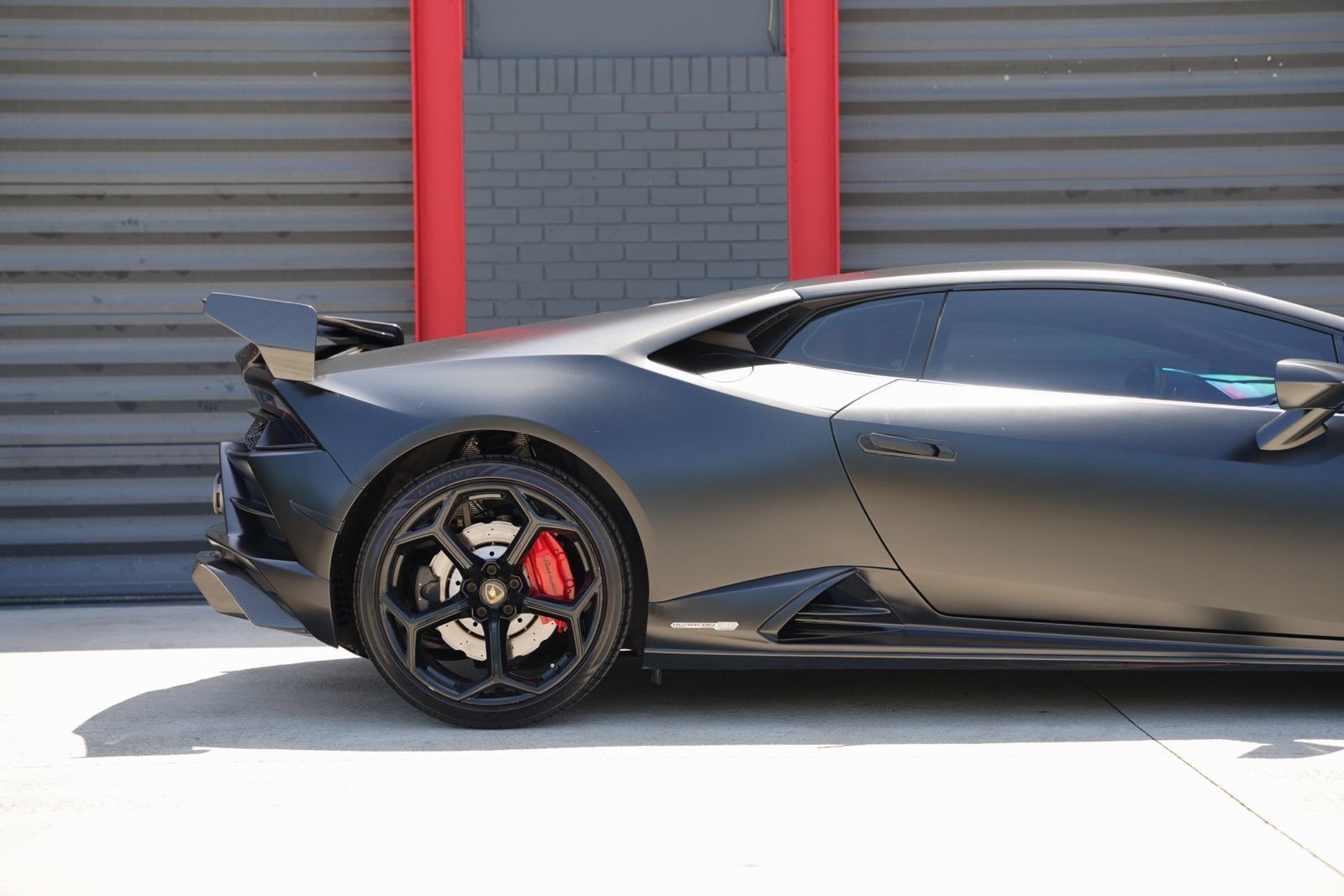Used 2021 Lamborghini Huracan EVO RWD image 7
