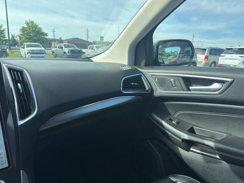 Used 2024 Ford Edge Titanium AWD/4WD image 22