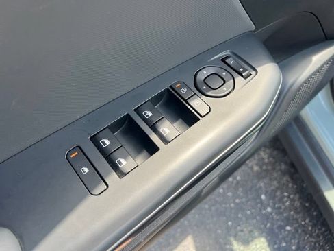 Certified 2025 Kia K4 FWD image 26