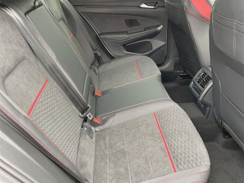 New 2026 Volkswagen GTI SE image 9