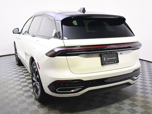 New 2026 Lincoln Nautilus Reserve AWD/4WD image 4
