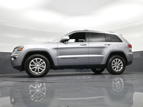 Used 2021 Jeep Grand Cherokee Laredo RWD image 27