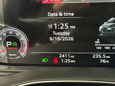 Certified 2026 Audi Q8 Premium Plus w/ Premium Plus Package AWD/4WD image 28