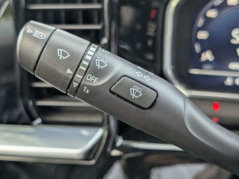 Used 2022 Chevrolet Silverado 1500 High Country w/ High Country Premium Package AWD/4WD image 31