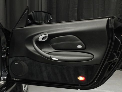 Used 2003 Porsche 911 Carrera RWD image 14