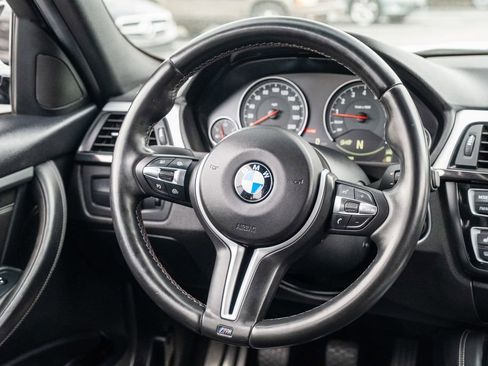 Used 2015 BMW M3 image 25