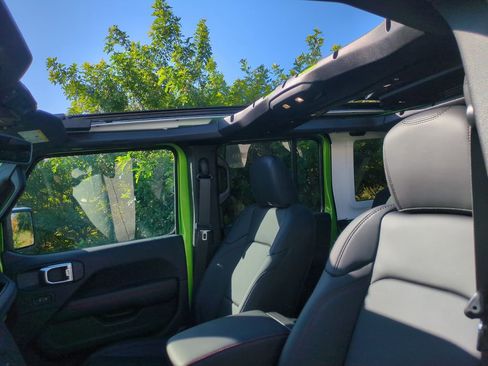 New 2026 Jeep Wrangler Unlimited Rubicon 392 w/ Quick Order Package 27X Moab AWD/4WD image 23