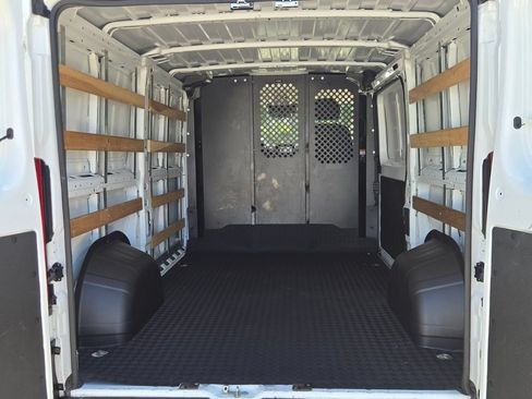 Used 2025 RAM ProMaster 2500 w/ U-Haul Equipment Group FWD image 12