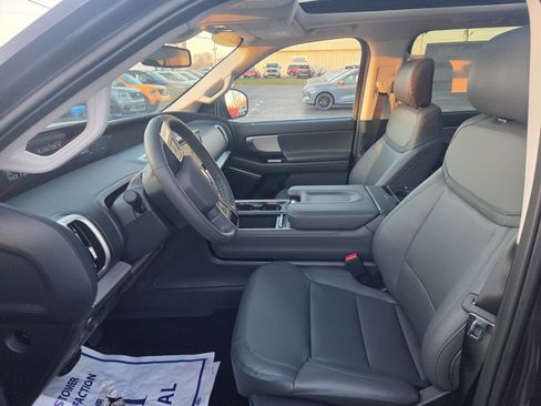 New 2026 Ford Expedition Max Active image 8