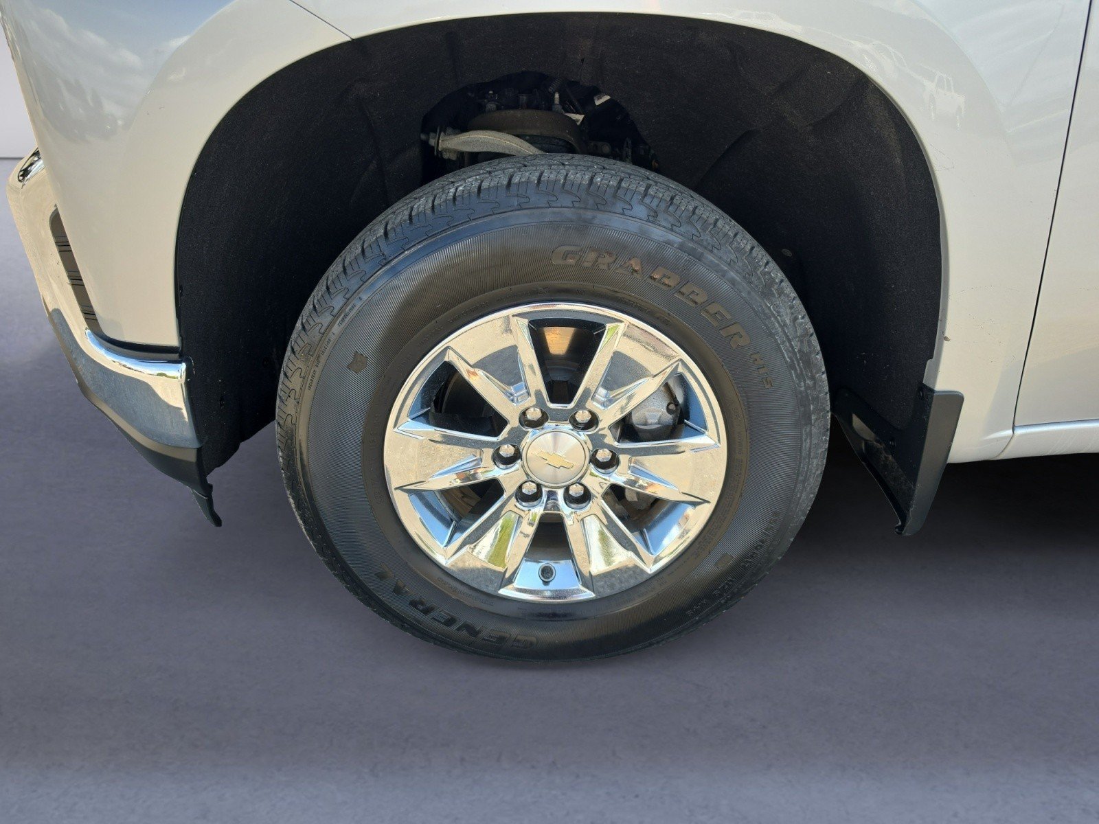 Used 2021 Chevrolet Silverado 1500 LT AWD/4WD image 36