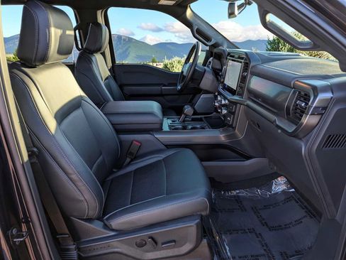 Used 2025 Ford F150 Lariat AWD/4WD image 17