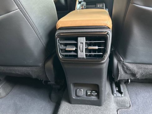 Used 2023 Lexus NX 250 FWD w/ Towing Package (2000 Lbs) image 29