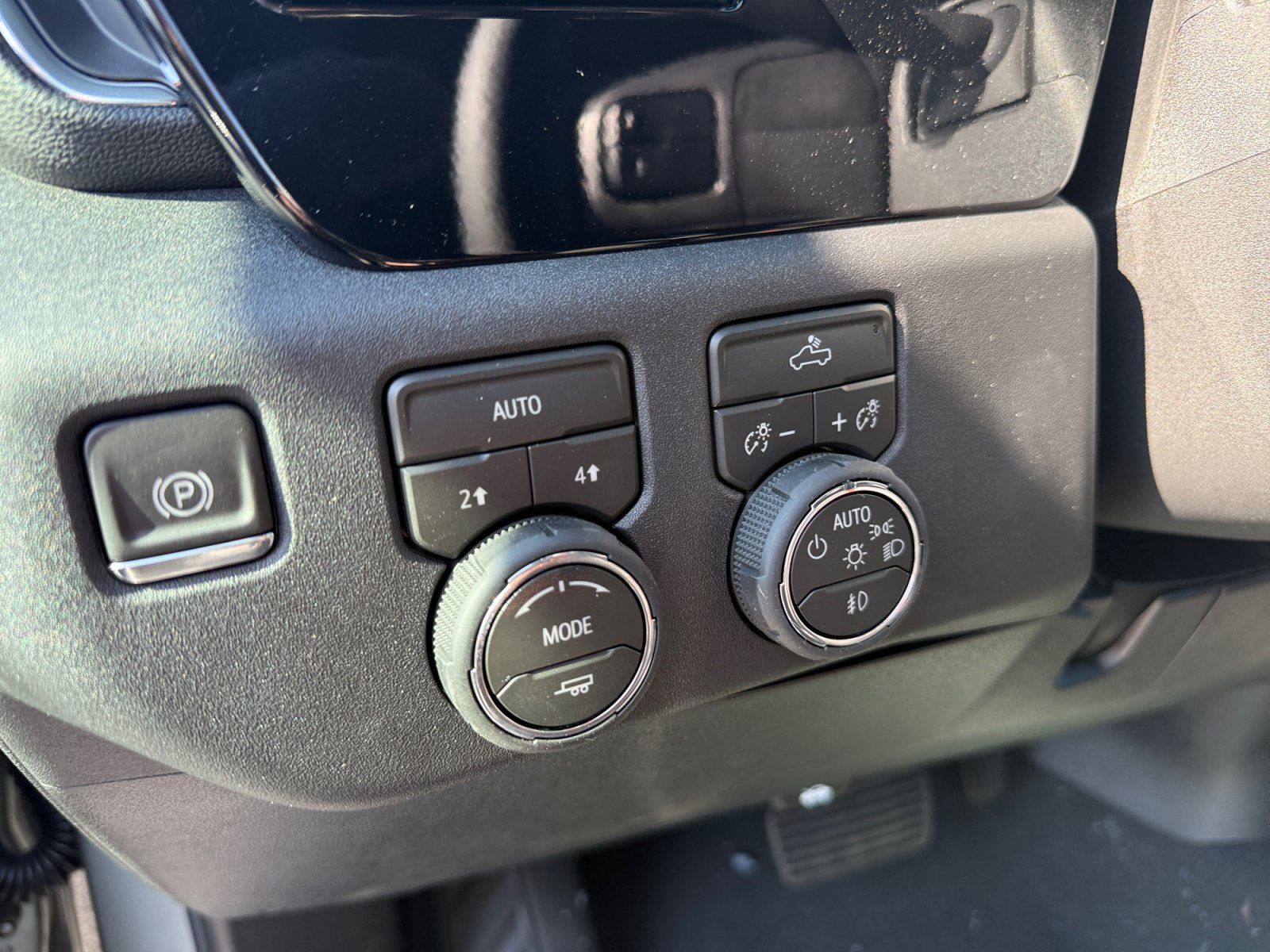 New 2026 Chevrolet Silverado 1500 RST w/ Protection Package AWD/4WD image 14