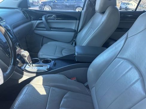 Used 2016 Buick Enclave Leather image 9
