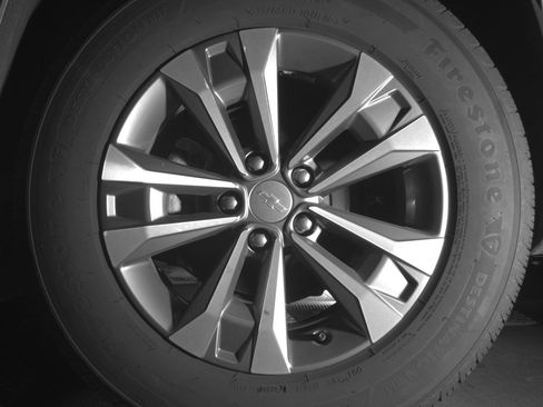 Used 2025 Chevrolet Equinox LT image 14