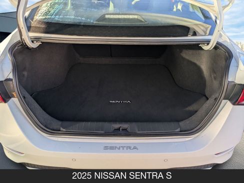 Used 2025 Nissan Sentra S image 21