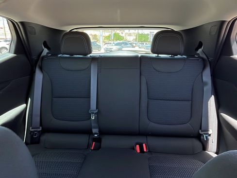 Used 2023 Chevrolet Bolt EUV LT w/ Comfort Package image 23