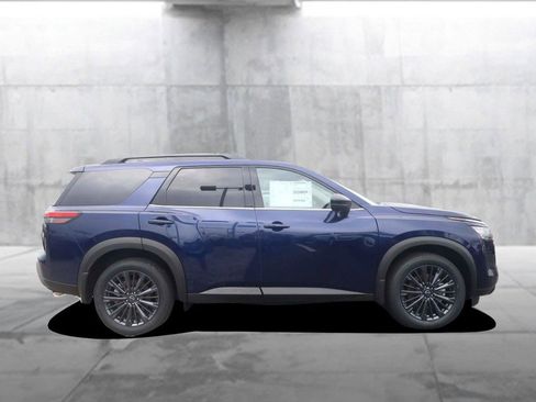 New 2026 Nissan Pathfinder SL AWD/4WD image 5