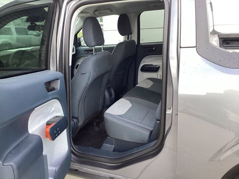 Used 2022 Ford Maverick XLT FWD image 6