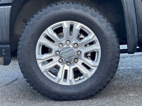 Used 2020 GMC Sierra 2500 Denali w/ Denali Ultimate Package image 27