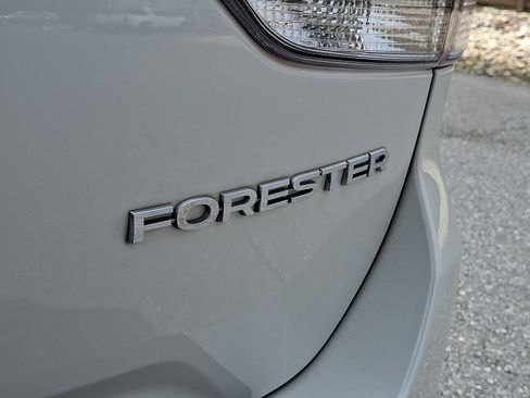 Used 2021 Subaru Forester Limited AWD/4WD image 30