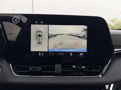 Used 2025 Chevrolet Equinox RS w/ Safety and Technology Package FWD image 18