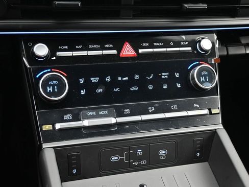 New 2026 Hyundai Santa Fe Calligraphy AWD/4WD image 18