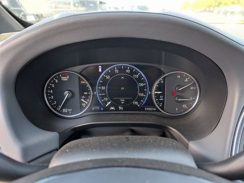 Used 2024 Buick Enclave Premium image 22