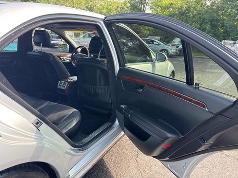 Used 2008 Mercedes-Benz S 550 4MATIC image 16