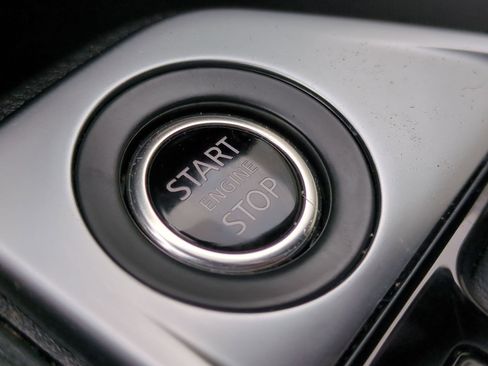 Used 2024 Nissan Sentra SR w/ Trunk Package image 22