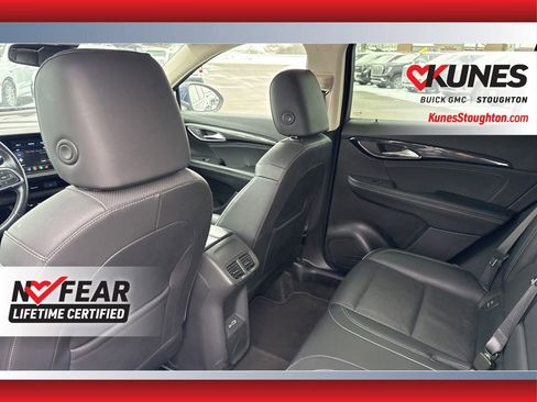 Used 2023 Buick Envision Essence image 33